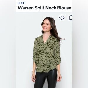 Lush Warren Split Neck Blouse Sz Sm